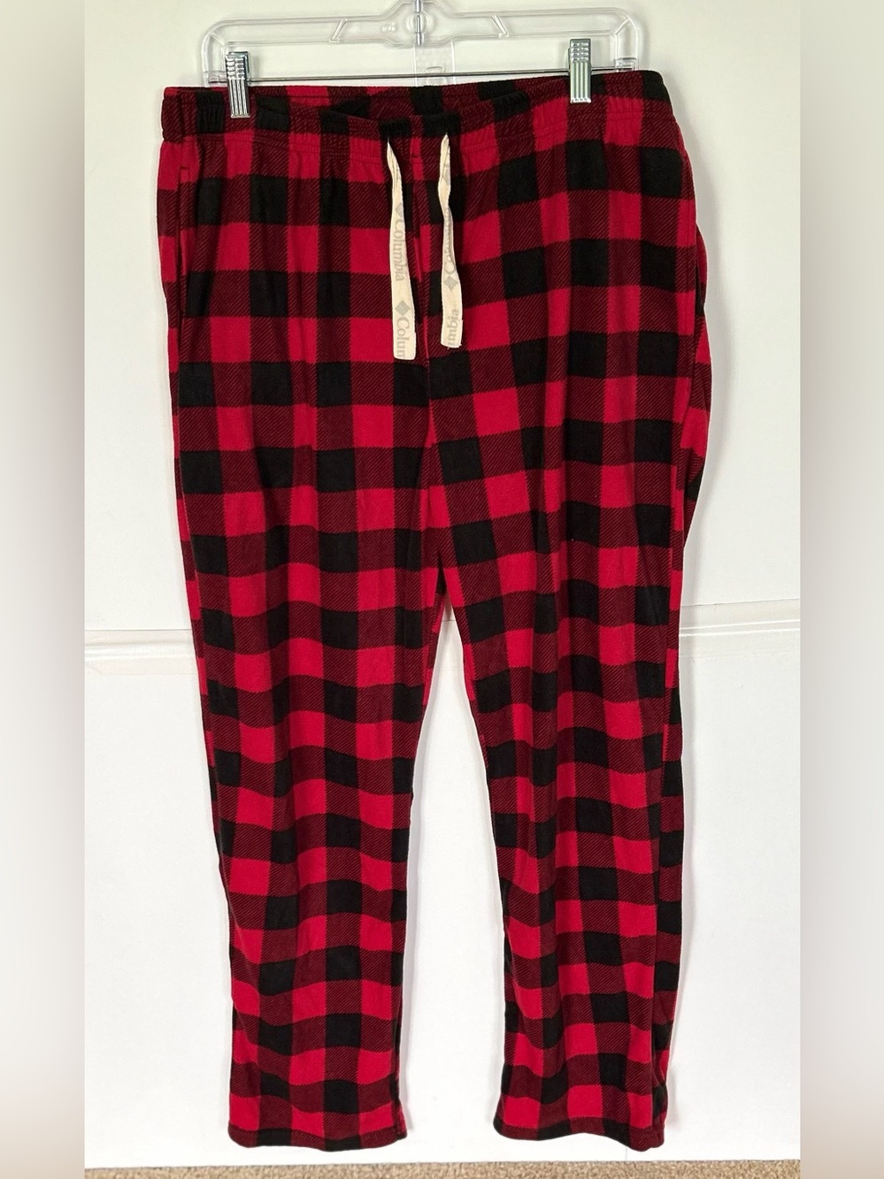 Men’s COLUMBIA Red and Black Buffalo Plaid Lounge Pants. Size L